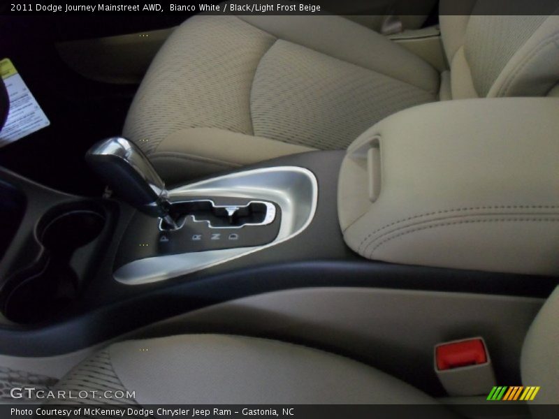 Bianco White / Black/Light Frost Beige 2011 Dodge Journey Mainstreet AWD