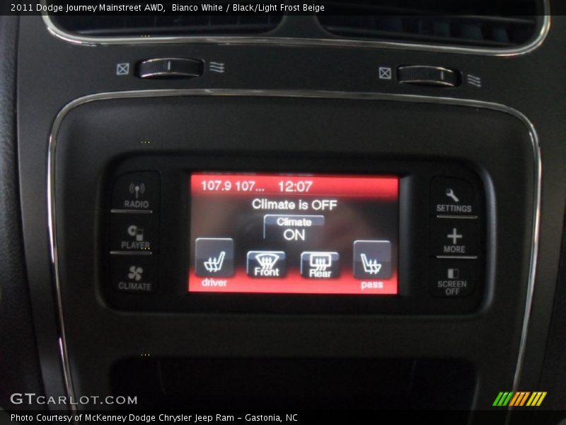 Bianco White / Black/Light Frost Beige 2011 Dodge Journey Mainstreet AWD