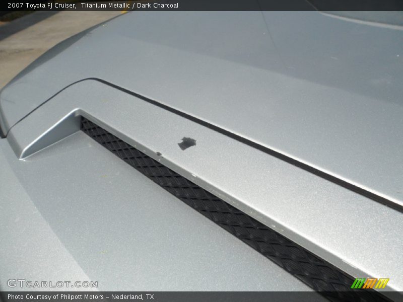 Titanium Metallic / Dark Charcoal 2007 Toyota FJ Cruiser