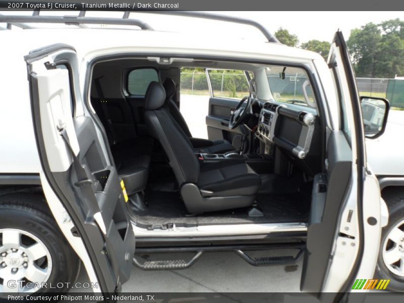 Titanium Metallic / Dark Charcoal 2007 Toyota FJ Cruiser