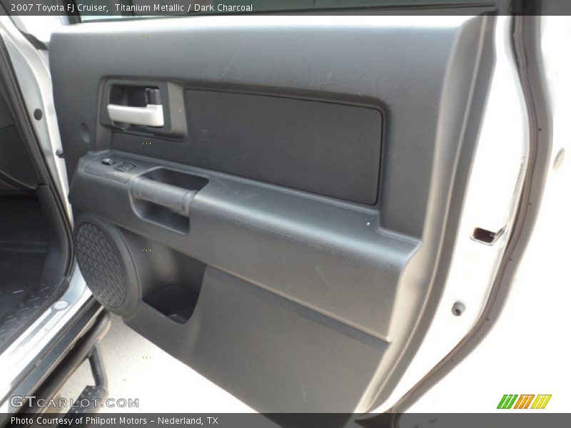 Titanium Metallic / Dark Charcoal 2007 Toyota FJ Cruiser