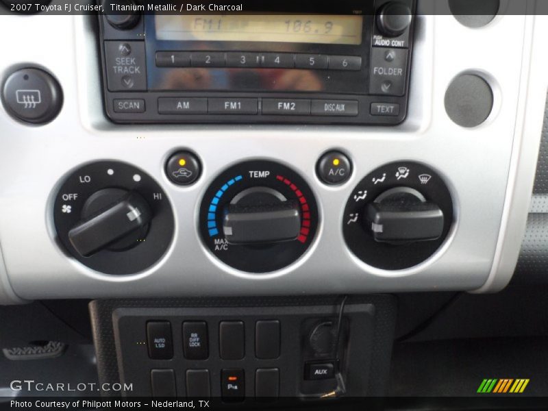 Titanium Metallic / Dark Charcoal 2007 Toyota FJ Cruiser