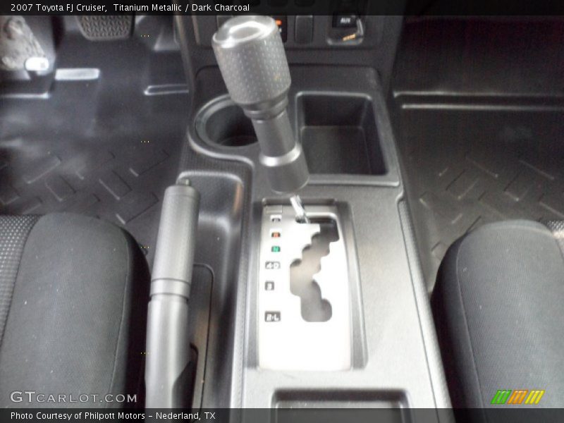 Titanium Metallic / Dark Charcoal 2007 Toyota FJ Cruiser