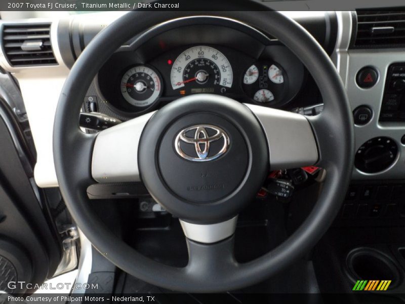 Titanium Metallic / Dark Charcoal 2007 Toyota FJ Cruiser