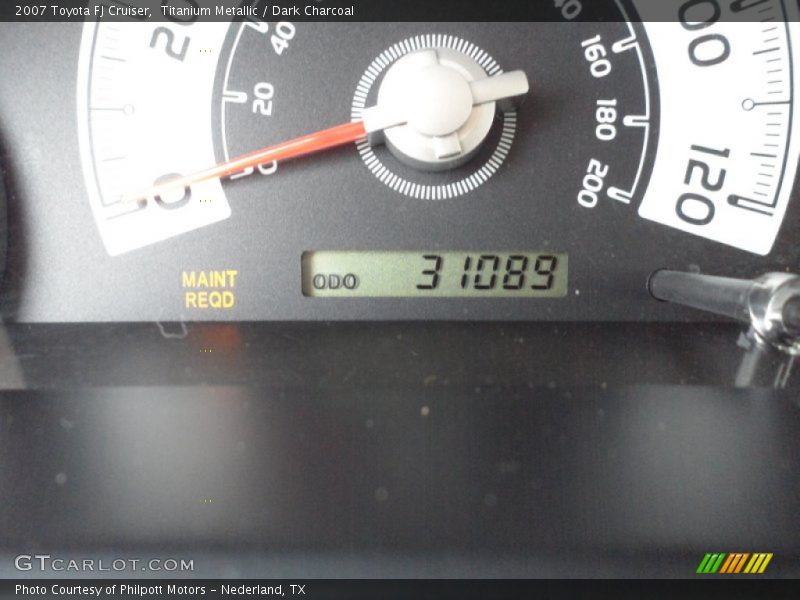 Titanium Metallic / Dark Charcoal 2007 Toyota FJ Cruiser