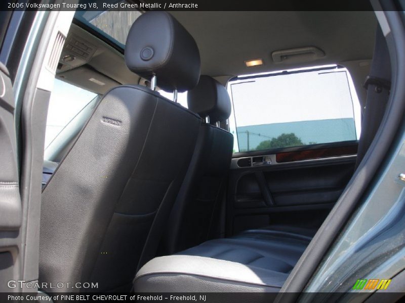 Reed Green Metallic / Anthracite 2006 Volkswagen Touareg V8