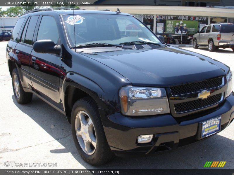 Black / Ebony 2009 Chevrolet TrailBlazer LT 4x4