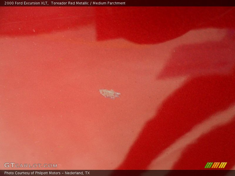 Toreador Red Metallic / Medium Parchment 2000 Ford Excursion XLT