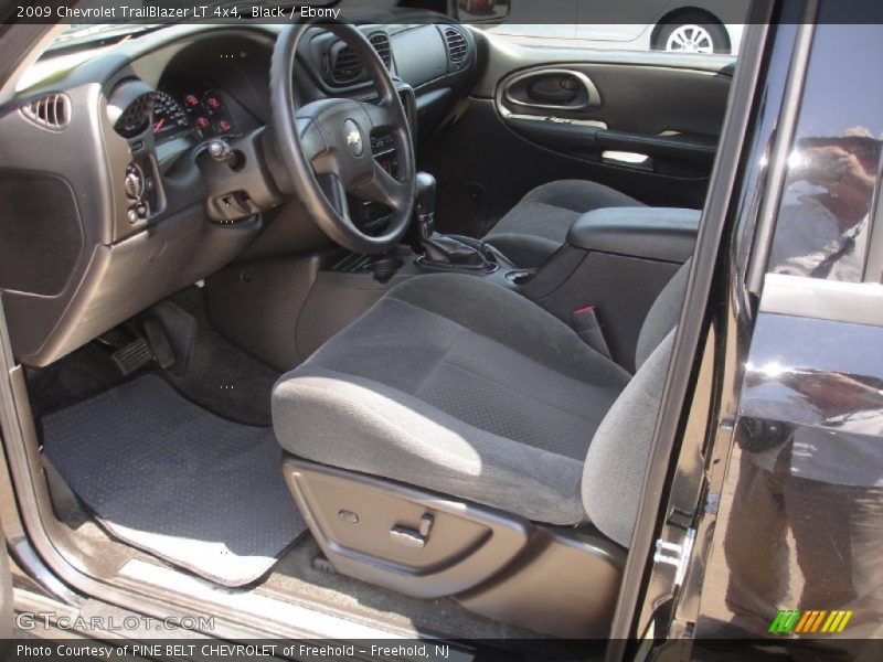 Black / Ebony 2009 Chevrolet TrailBlazer LT 4x4