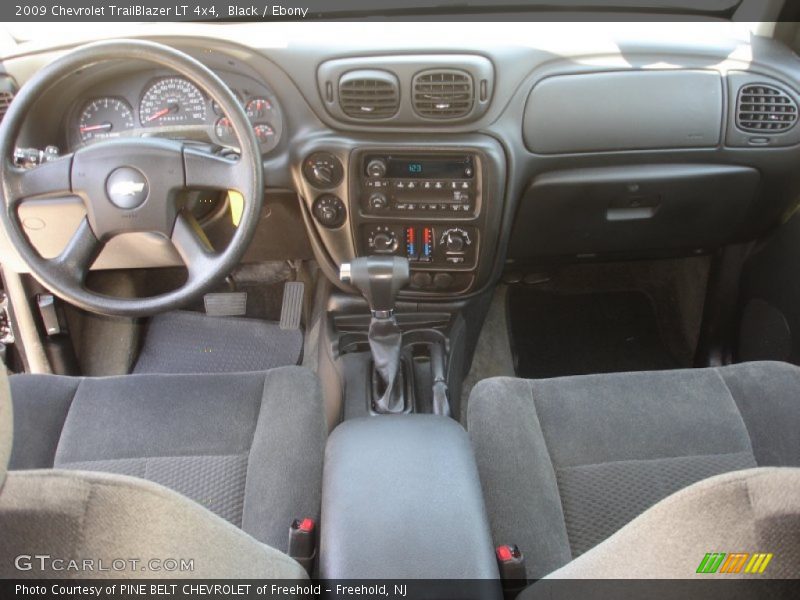 Black / Ebony 2009 Chevrolet TrailBlazer LT 4x4