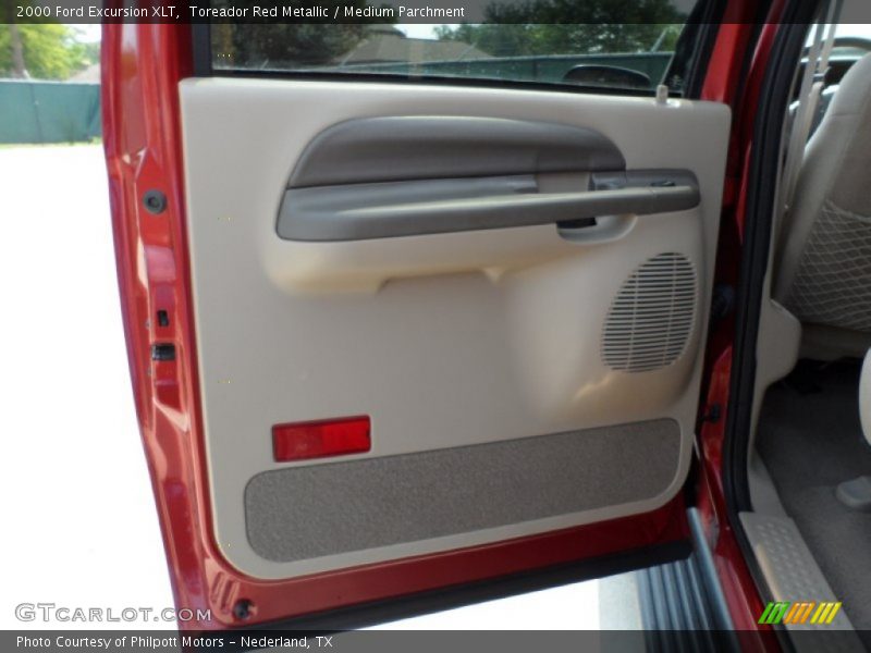Toreador Red Metallic / Medium Parchment 2000 Ford Excursion XLT