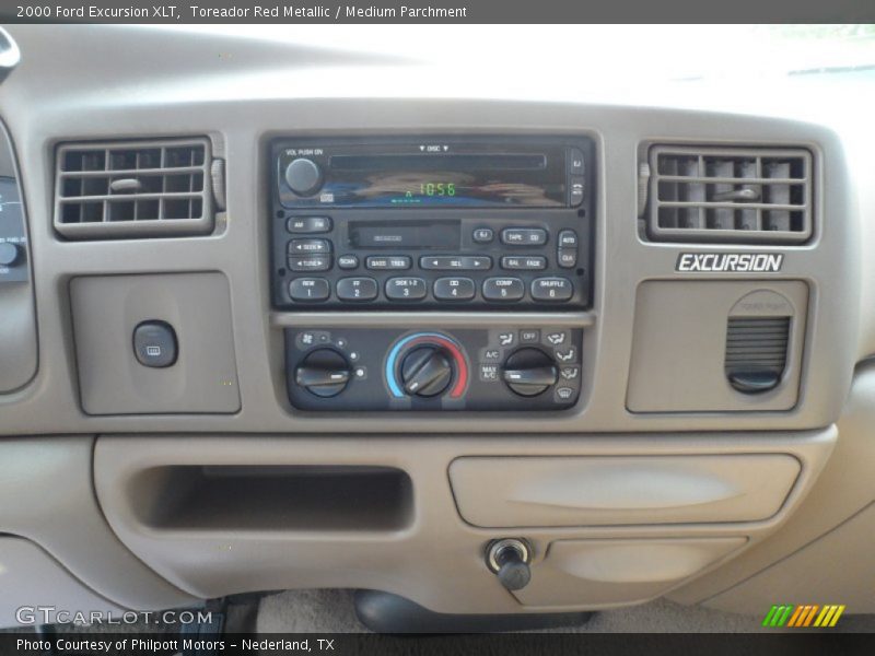 Toreador Red Metallic / Medium Parchment 2000 Ford Excursion XLT