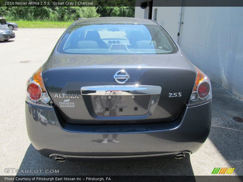 Ocean Gray / Charcoal 2010 Nissan Altima 2.5 S