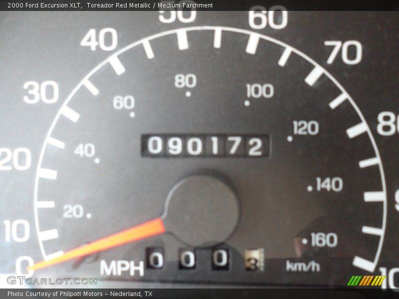 Toreador Red Metallic / Medium Parchment 2000 Ford Excursion XLT