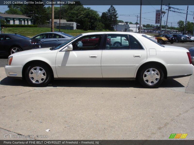 Glacier White / Shale 2005 Cadillac DeVille Sedan