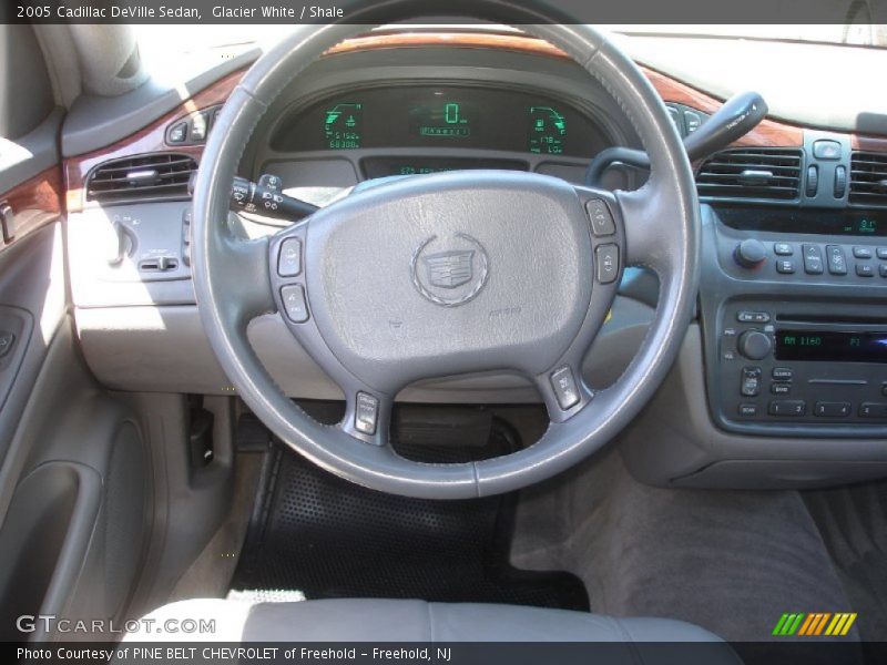 Glacier White / Shale 2005 Cadillac DeVille Sedan