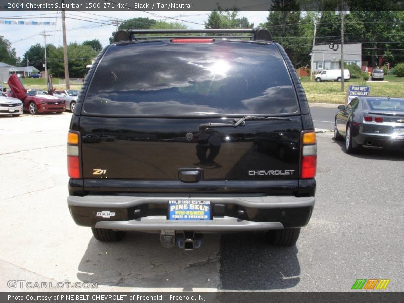 Black / Tan/Neutral 2004 Chevrolet Suburban 1500 Z71 4x4