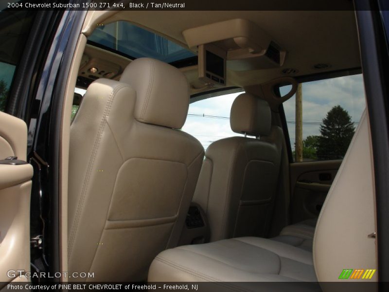 Black / Tan/Neutral 2004 Chevrolet Suburban 1500 Z71 4x4