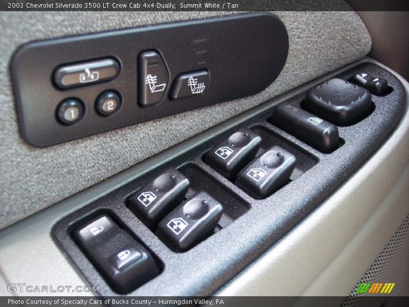 Controls of 2003 Silverado 3500 LT Crew Cab 4x4 Dually