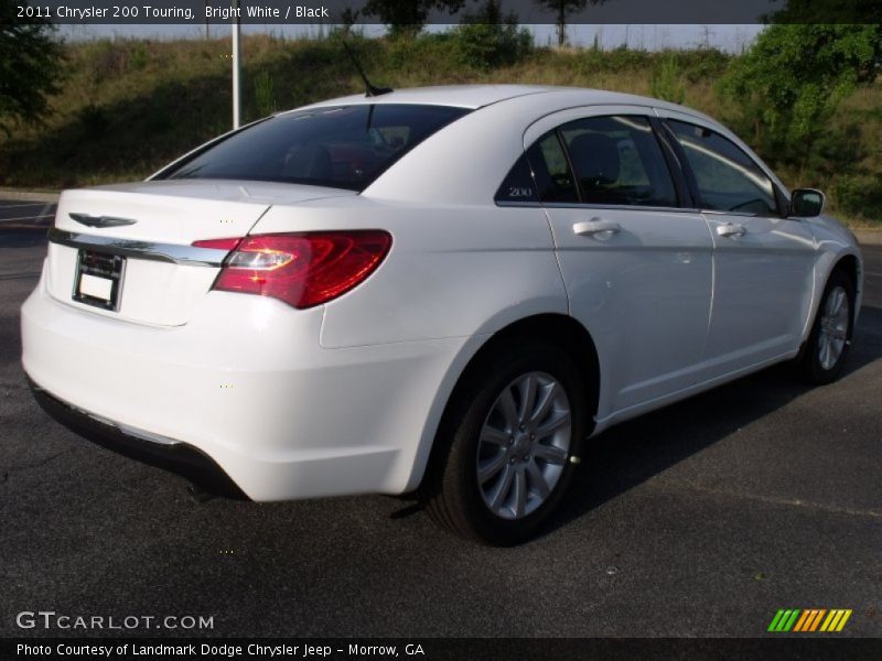 Bright White / Black 2011 Chrysler 200 Touring