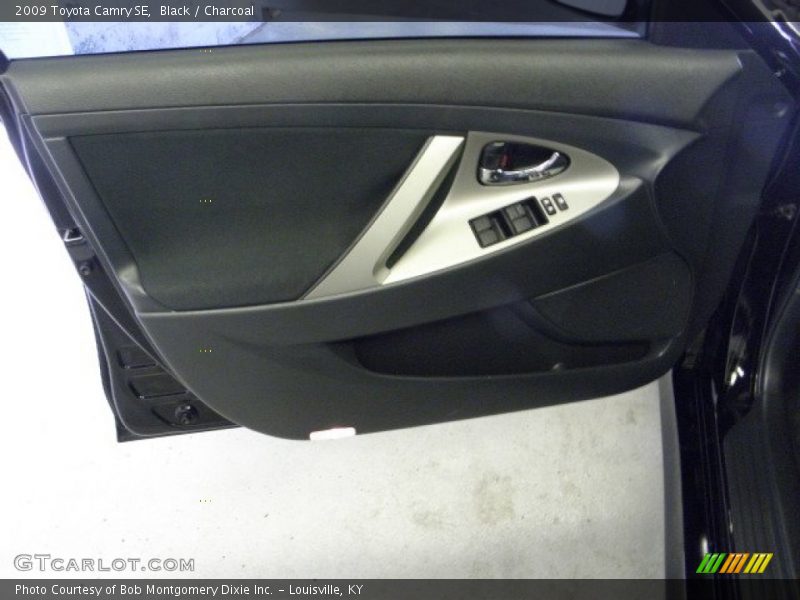 Black / Charcoal 2009 Toyota Camry SE