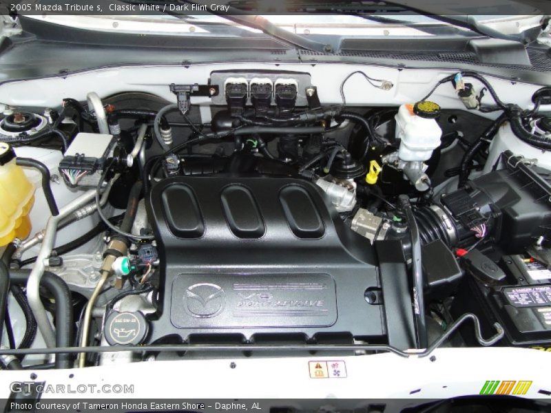 Classic White / Dark Flint Gray 2005 Mazda Tribute s