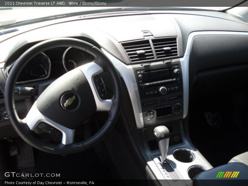 White / Ebony/Ebony 2011 Chevrolet Traverse LT AWD