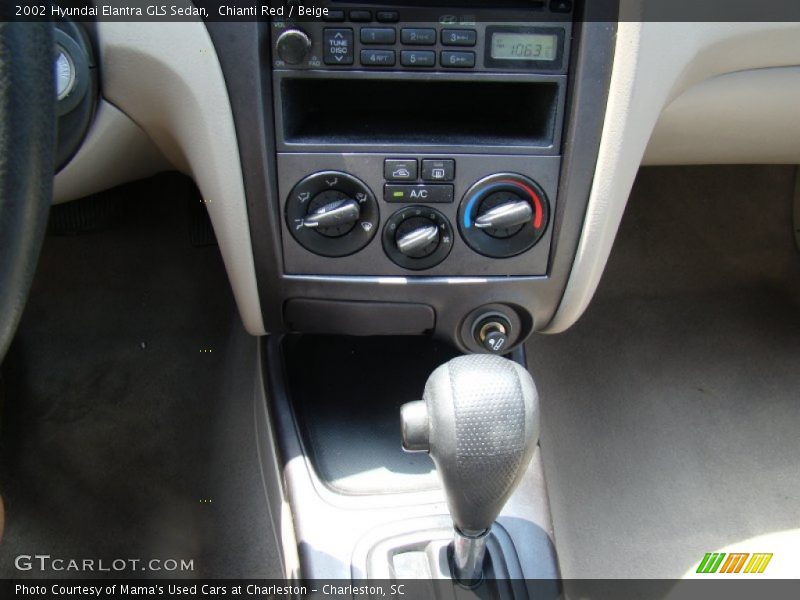 Chianti Red / Beige 2002 Hyundai Elantra GLS Sedan