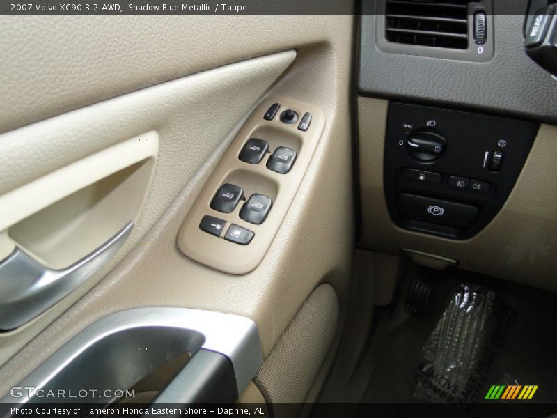 Controls of 2007 XC90 3.2 AWD