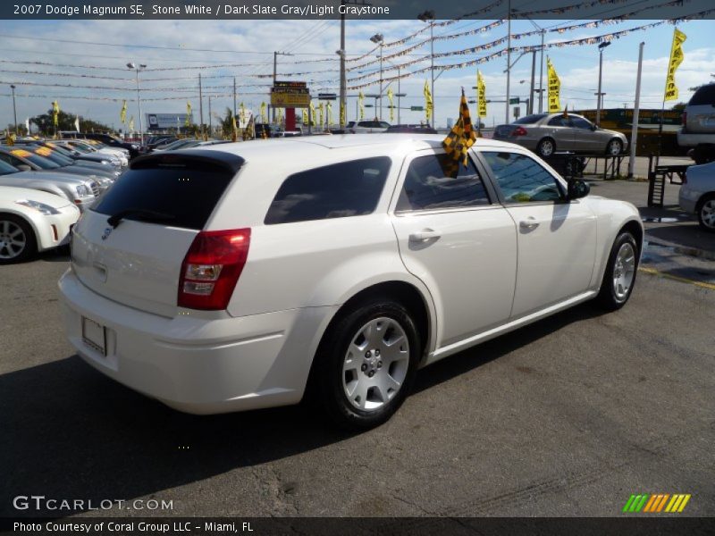 Stone White / Dark Slate Gray/Light Graystone 2007 Dodge Magnum SE