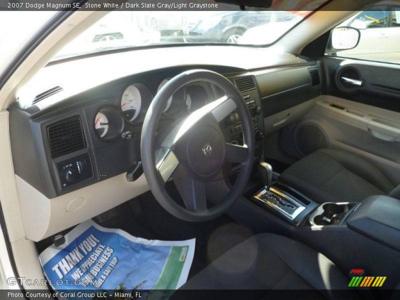Stone White / Dark Slate Gray/Light Graystone 2007 Dodge Magnum SE