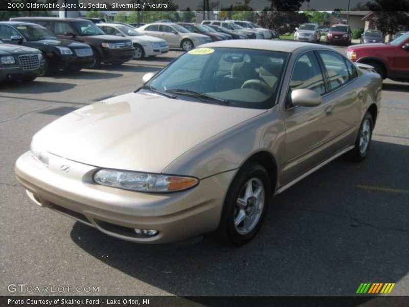 Silvermist / Neutral 2000 Oldsmobile Alero GL Sedan