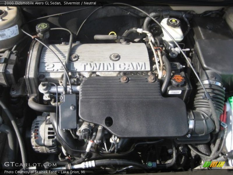 Silvermist / Neutral 2000 Oldsmobile Alero GL Sedan