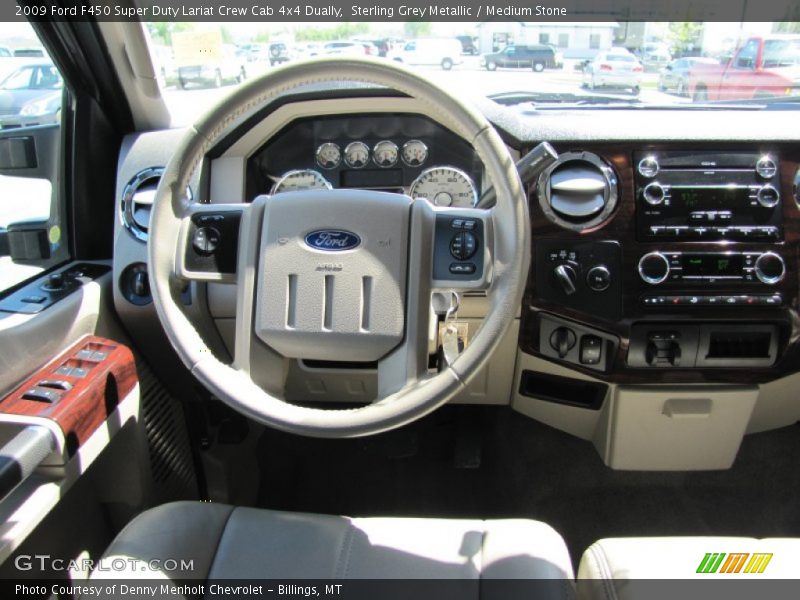 Dashboard of 2009 F450 Super Duty Lariat Crew Cab 4x4 Dually