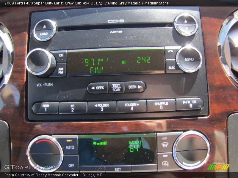 Controls of 2009 F450 Super Duty Lariat Crew Cab 4x4 Dually