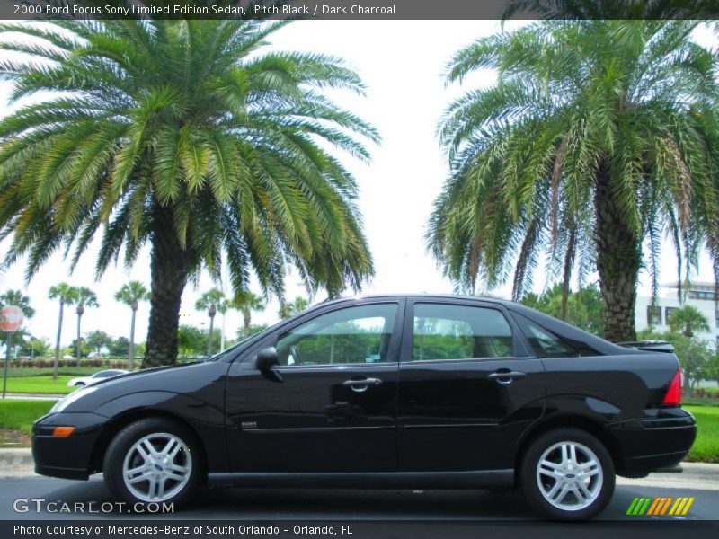  2000 Focus Sony Limited Edition Sedan Pitch Black