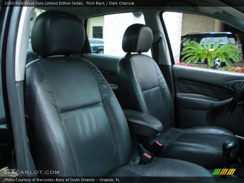  2000 Focus Sony Limited Edition Sedan Dark Charcoal Interior