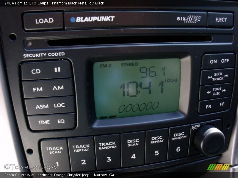 Controls of 2004 GTO Coupe