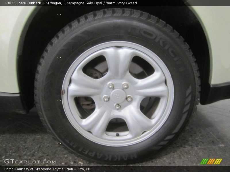 Champagne Gold Opal / Warm Ivory Tweed 2007 Subaru Outback 2.5i Wagon