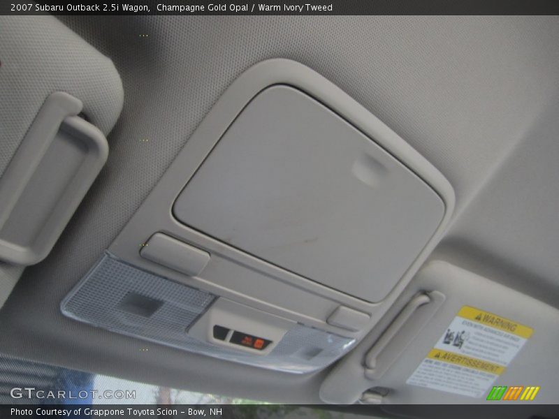 Champagne Gold Opal / Warm Ivory Tweed 2007 Subaru Outback 2.5i Wagon