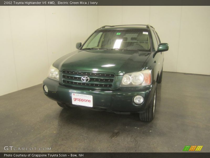 Electric Green Mica / Ivory 2002 Toyota Highlander V6 4WD