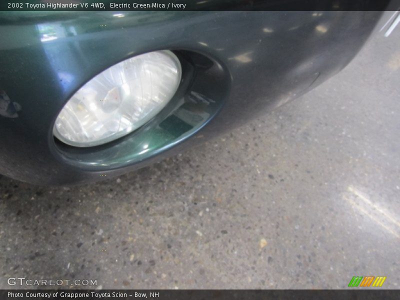 Electric Green Mica / Ivory 2002 Toyota Highlander V6 4WD