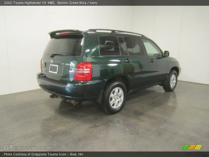 Electric Green Mica / Ivory 2002 Toyota Highlander V6 4WD