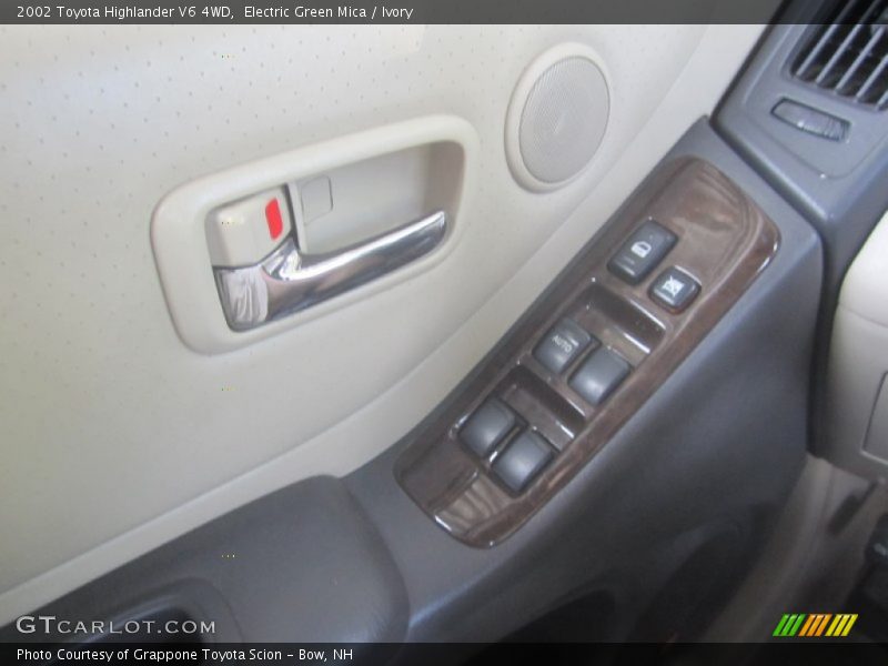 Electric Green Mica / Ivory 2002 Toyota Highlander V6 4WD