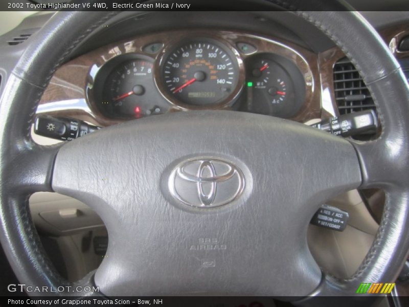 Electric Green Mica / Ivory 2002 Toyota Highlander V6 4WD