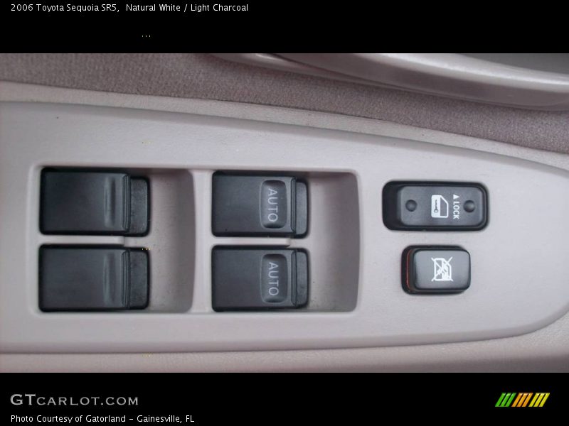 Natural White / Light Charcoal 2006 Toyota Sequoia SR5