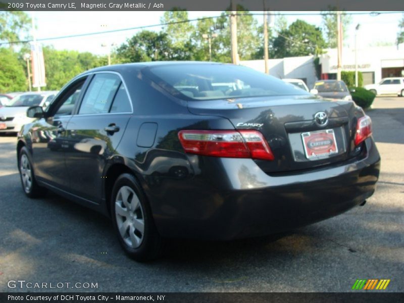 Magnetic Gray Metallic / Ash 2009 Toyota Camry LE