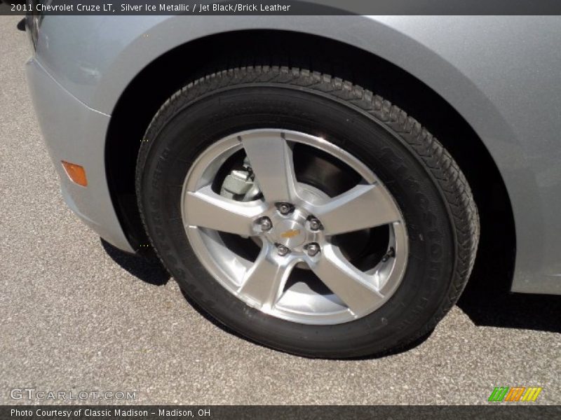 Silver Ice Metallic / Jet Black/Brick Leather 2011 Chevrolet Cruze LT