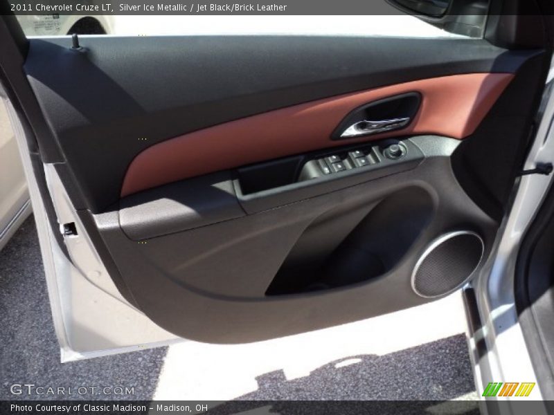 Silver Ice Metallic / Jet Black/Brick Leather 2011 Chevrolet Cruze LT