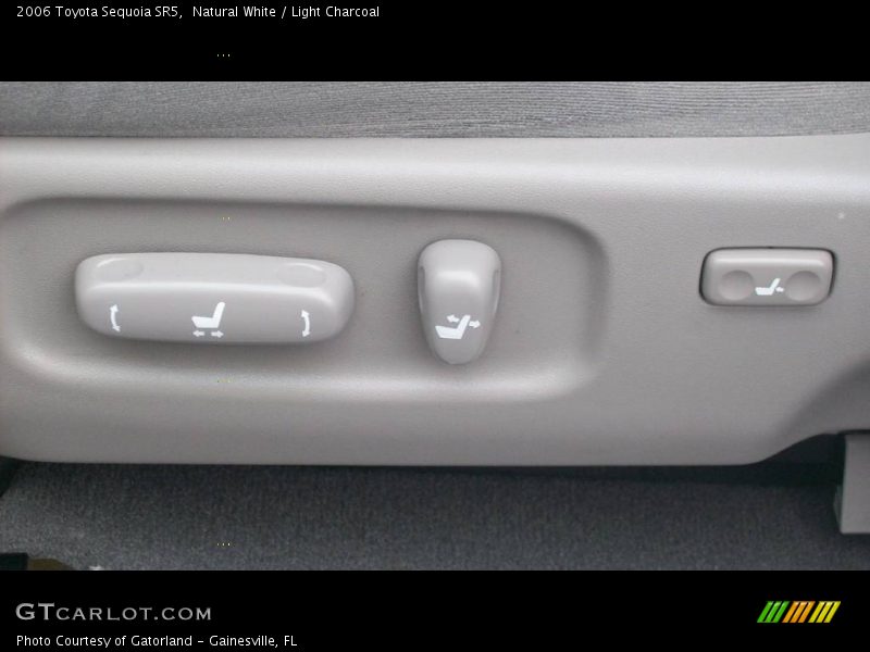 Natural White / Light Charcoal 2006 Toyota Sequoia SR5